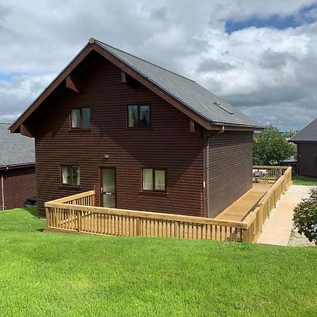 Retallack Resort 4 Bedroom Lodge - Hot Tub For Hire On Request -Pool & Spa Padstow Dış mekan fotoğraf