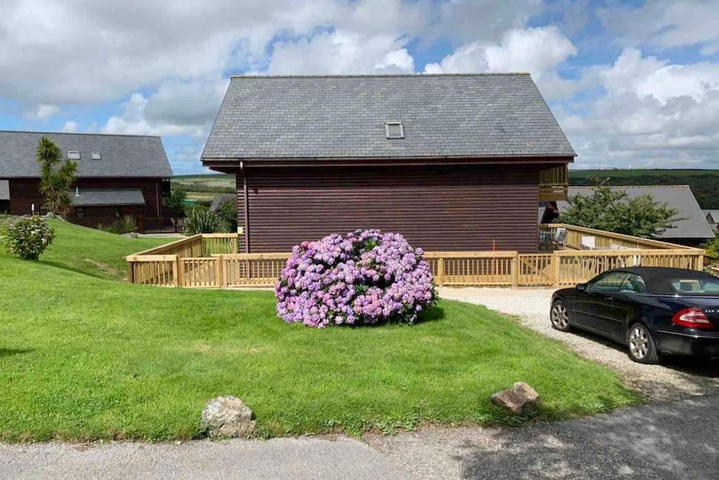 Retallack Resort 4 Bedroom Lodge - Hot Tub For Hire On Request -Pool & Spa Padstow Dış mekan fotoğraf