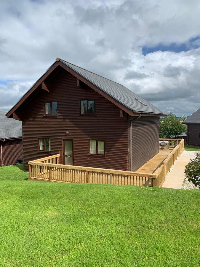 Retallack Resort 4 Bedroom Lodge - Hot Tub For Hire On Request -Pool & Spa Padstow Dış mekan fotoğraf
