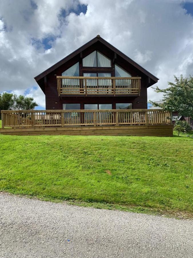 Retallack Resort 4 Bedroom Lodge - Hot Tub For Hire On Request -Pool & Spa Padstow Dış mekan fotoğraf